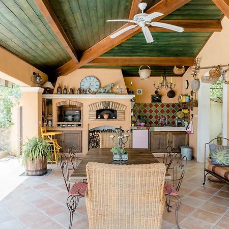 ル・ボーセ Agreable Chambre D'Hotes Avec Piscine Bed & Breakfast エクステリア 写真