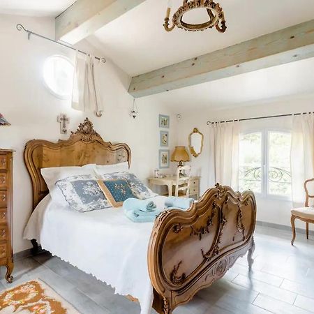 ル・ボーセ Agreable Chambre D'Hotes Avec Piscine Bed & Breakfast エクステリア 写真