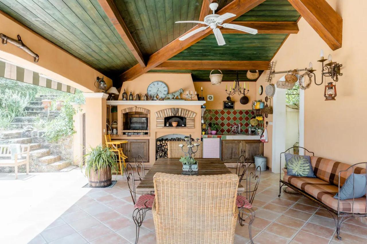 ル・ボーセ Agreable Chambre D'Hotes Avec Piscine Bed & Breakfast エクステリア 写真