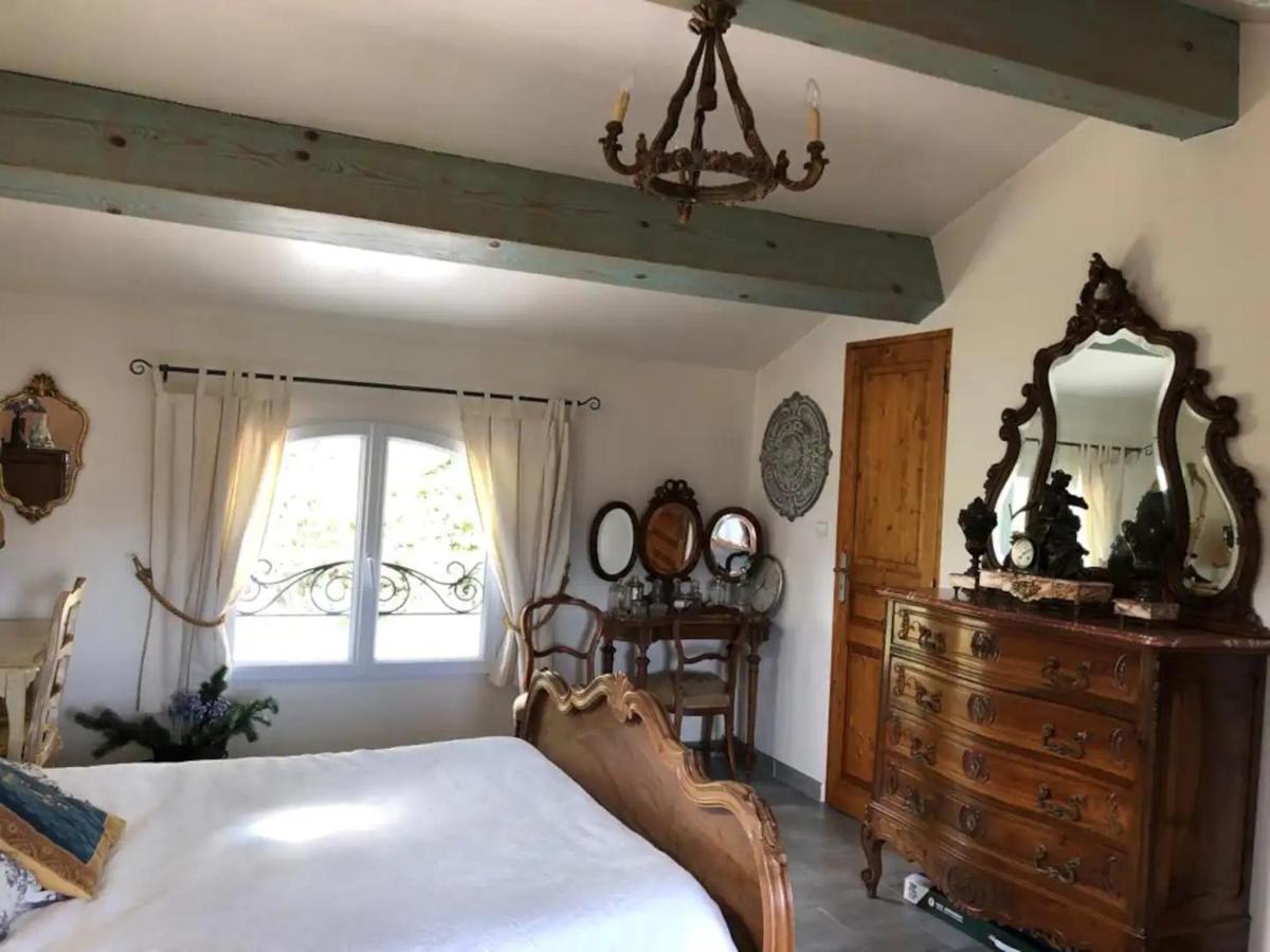ル・ボーセ Agreable Chambre D'Hotes Avec Piscine Bed & Breakfast エクステリア 写真