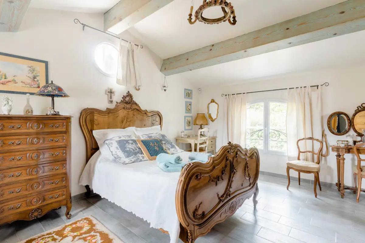 ル・ボーセ Agreable Chambre D'Hotes Avec Piscine Bed & Breakfast エクステリア 写真